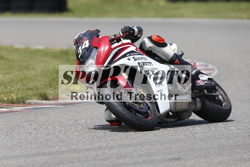 /27 12.06.2025 Ducati Schweiz Trackday Warmup  ADR/blau-bleu/34